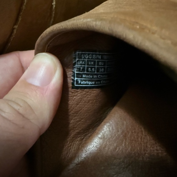 Ugg size 7 leather boho clogs with buckle - Picture 10 of 10